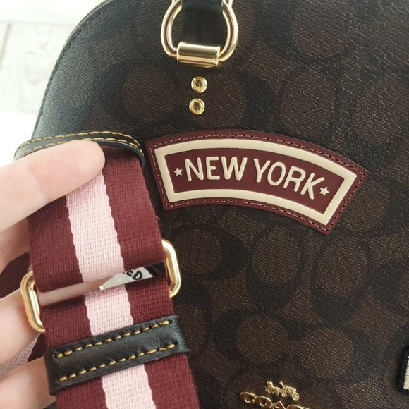 Coach Womens Brown Signature Canvas Ski Patches Double Handles Katy Satc… - Picture 6 of 13